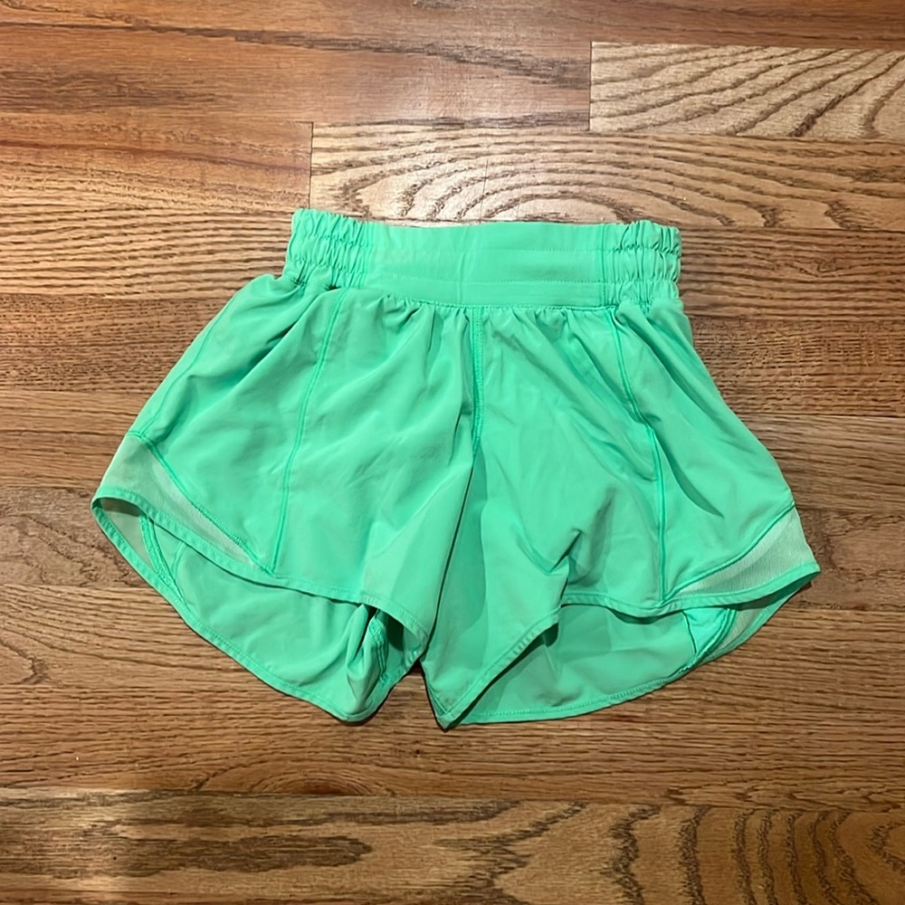Lululemon Hotty Hot Low Rise 2.5